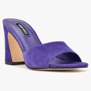 NINE WEST Ulala Slip on sandals in purple size 5